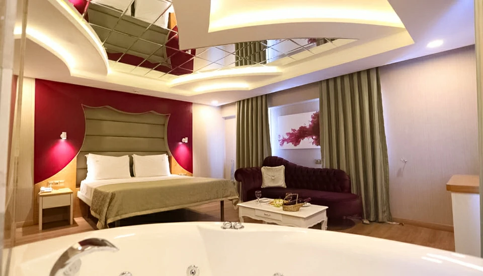 هتل لایف کرنر ازمیر